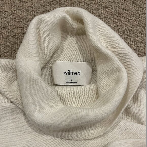 Artizia/Wilfred Cropped Turtleneck Sweater, Cream Size S - Picture 3 of 6